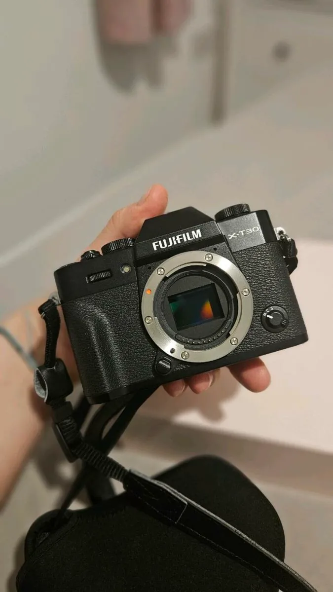Fujifilm XT30 (body only) - Image 2