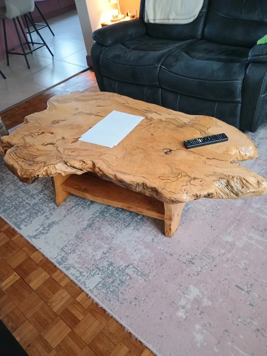 Large Elm coffee table - Image 1