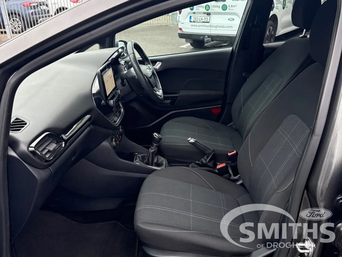 Ford Fiesta ZETEC 1.1 75PS - Image 3