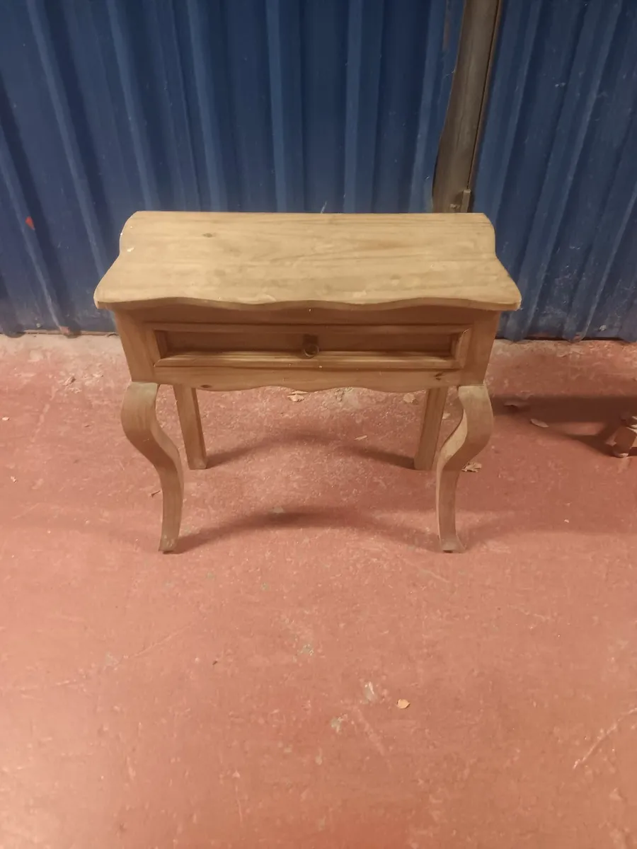 Mexican pine table - Image 2