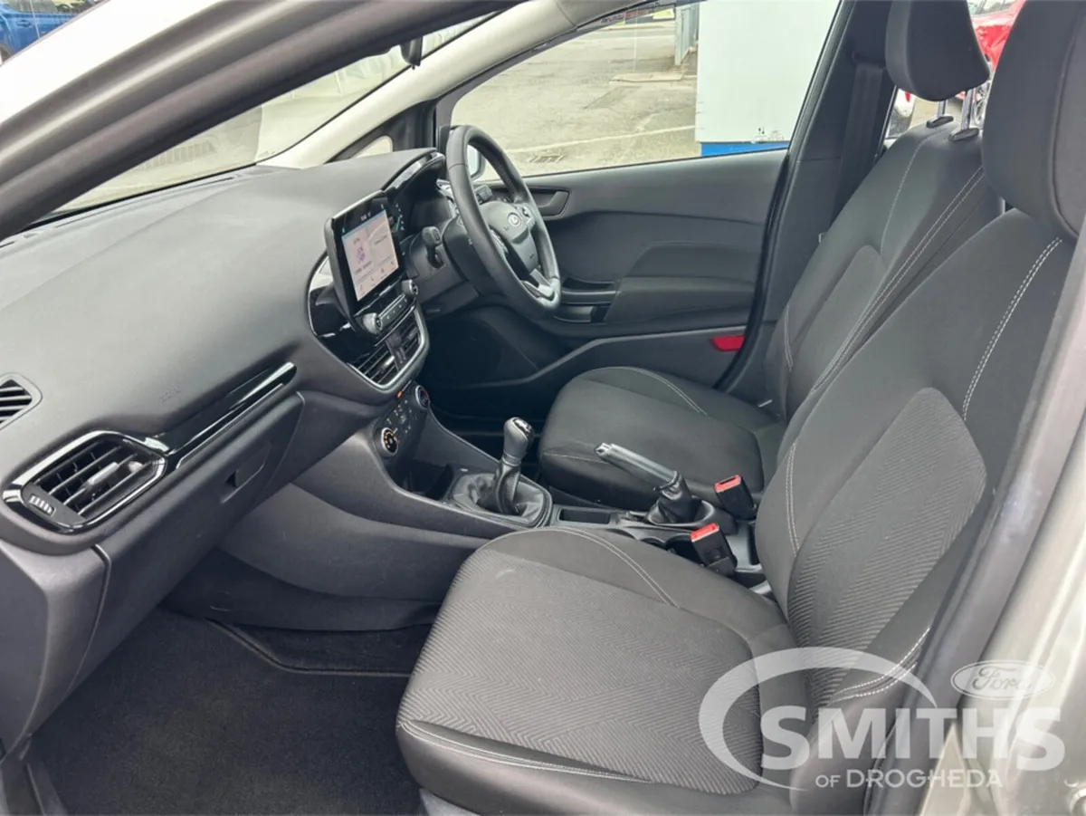 Ford Fiesta TREND CONNECTED 1.0 75PS - Image 3