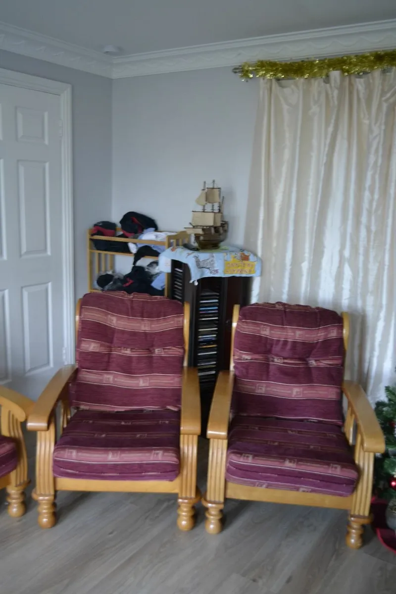 5 Seater Suite [3 + (2 x1)] - Image 2