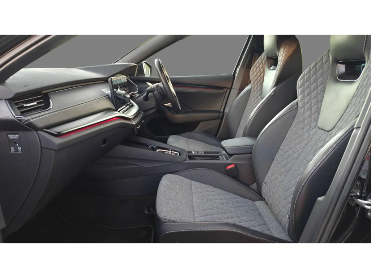 Skoda Octavia SPORTLINE 2.0 TDI 150HP DSG-EX DEMO - Image 1