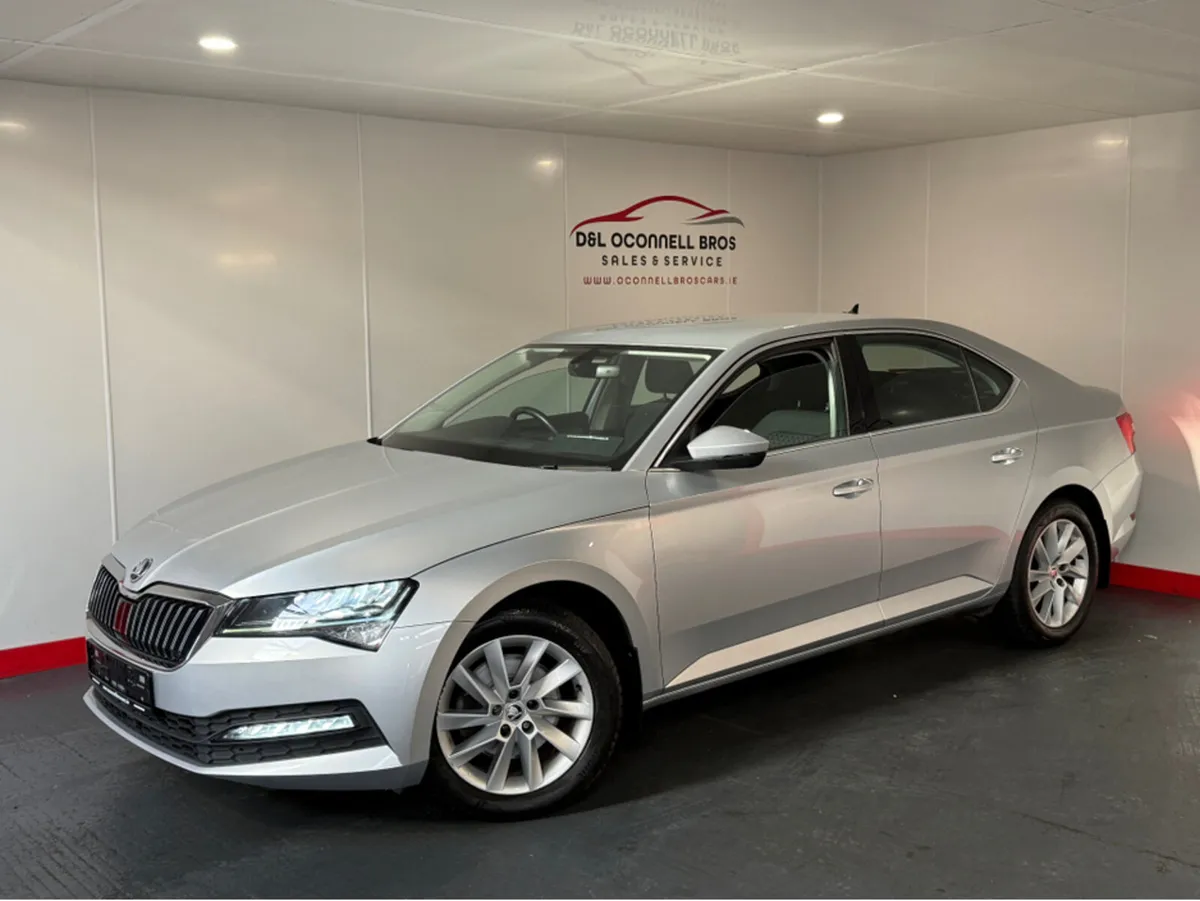 Skoda Superb AMBITION 2.0 TDI DSG 5DR AUTO - Image 2