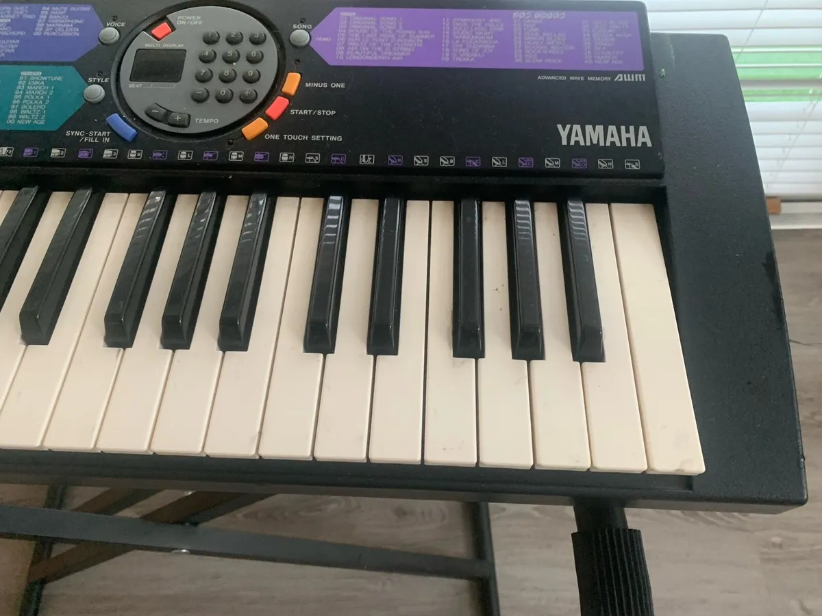 Yamaha electric keyboard par-73 - Image 1