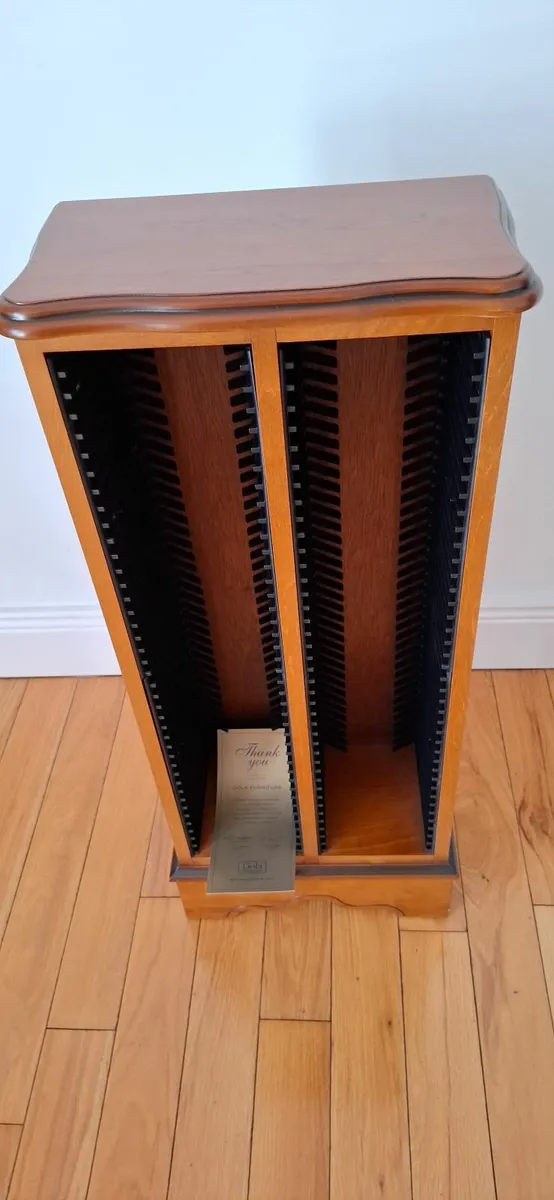 Mirrors,  Prints, Tables and CD rack - Image 4