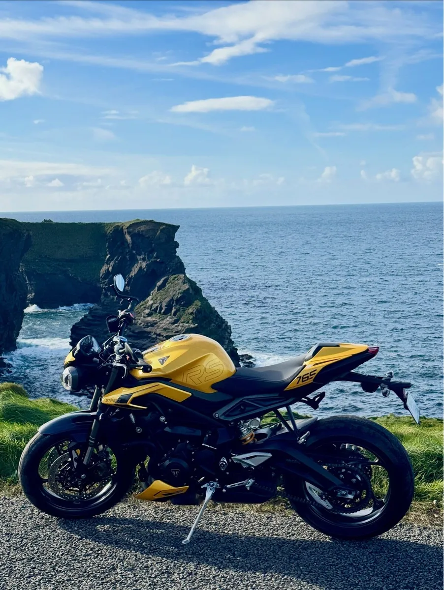 Triumph Street Triple 765 RS - Image 2