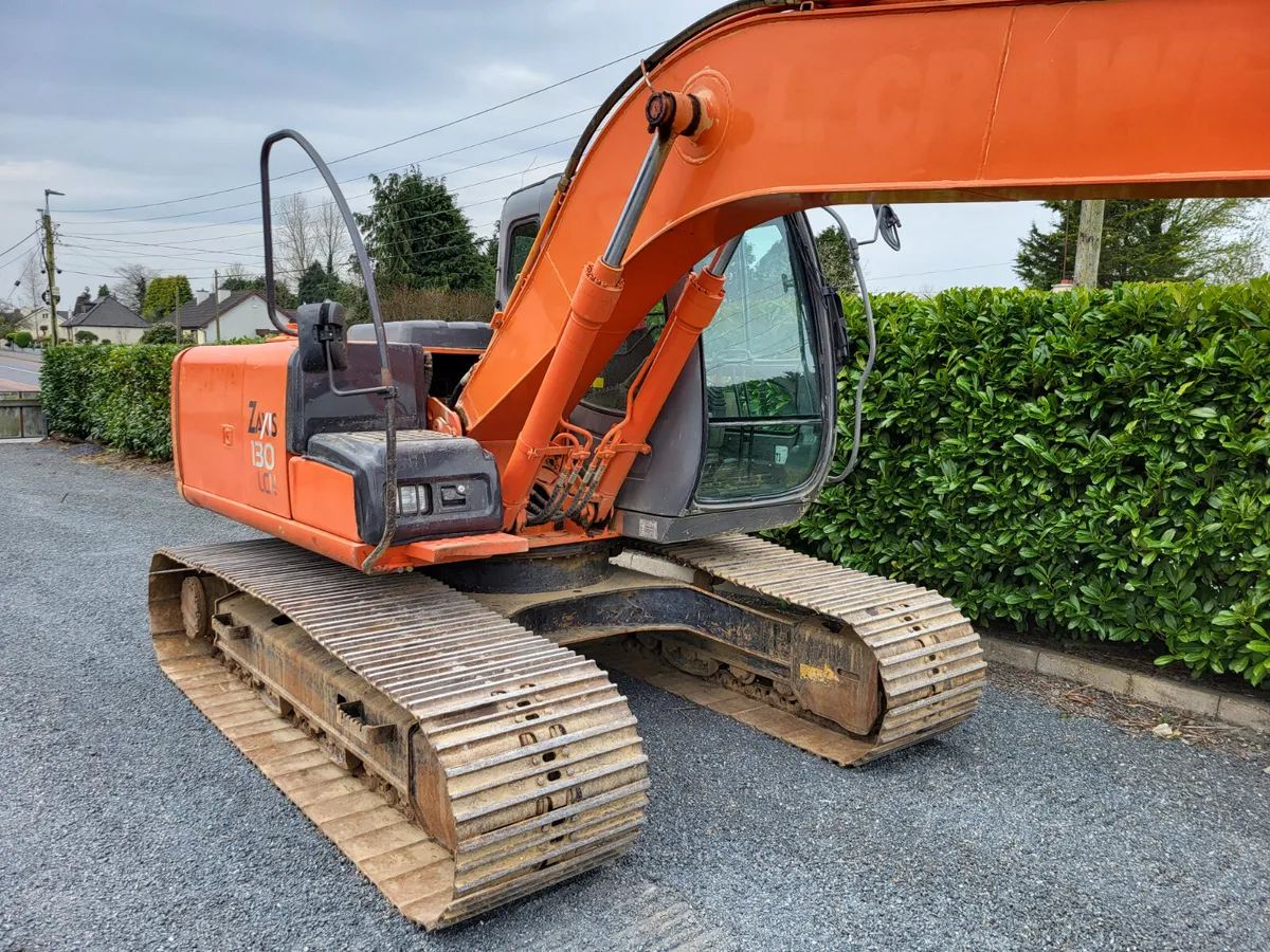 Hitachi 130 - Image 4