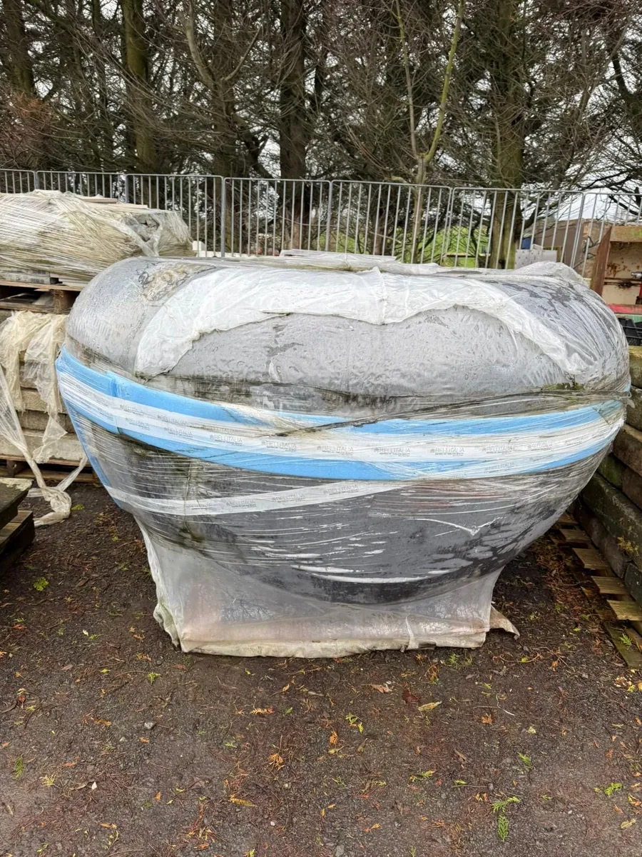 large Granite Effect Planters. - Image 3