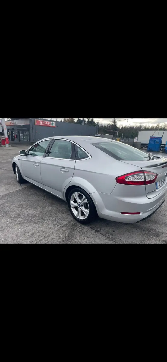 Ford Mondeo 2012 - Image 2