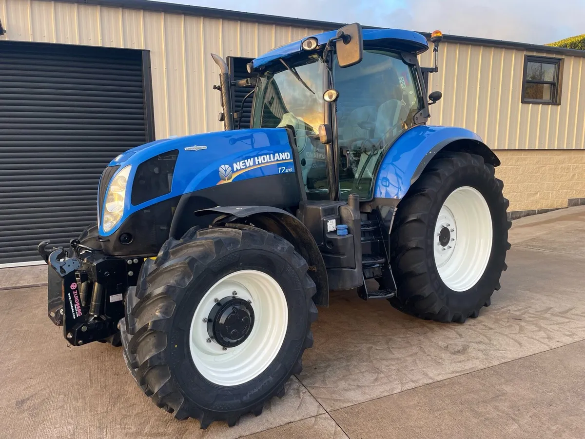 2013 NEW HOLLAND T7.210 AUTO COMMAND - Image 2