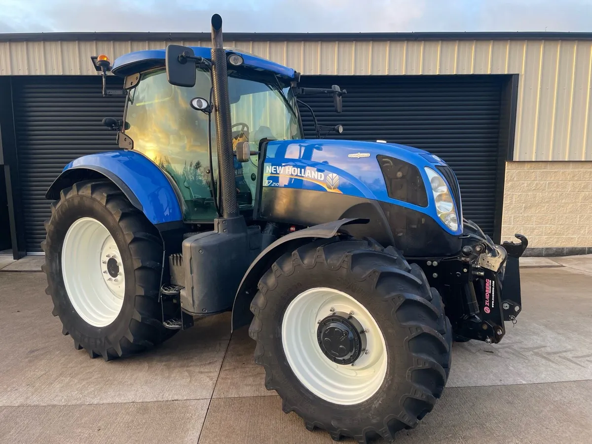 2013 NEW HOLLAND T7.210 AUTO COMMAND - Image 3