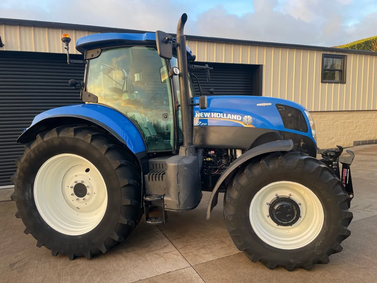 2013 NEW HOLLAND T7.210 AUTO COMMAND - Image 4