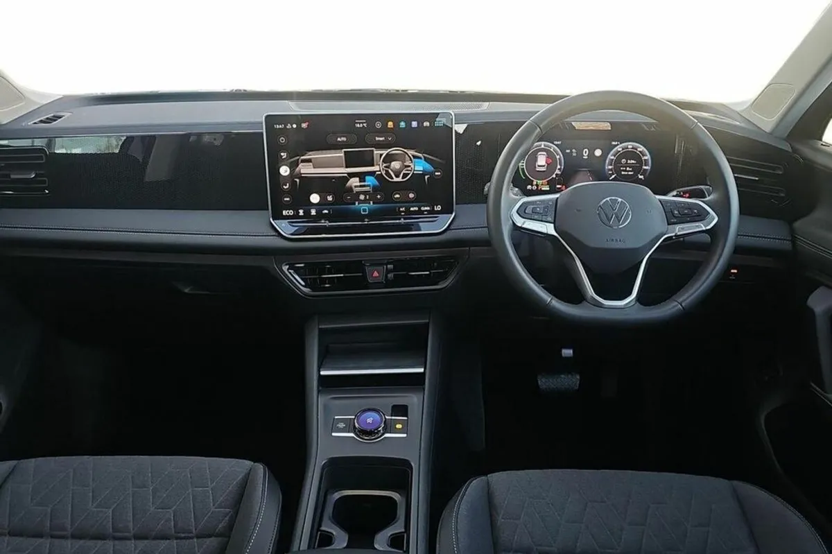 Volkswagen Tiguan Tiguan Match 1.5Tsi Phev eHybrid - Image 3