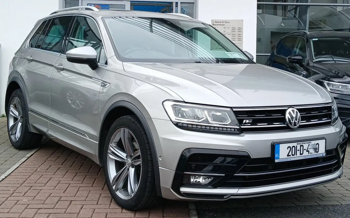 Volkswagen Tiguan R-Line 2.0 TDI 150HP **REAR VIEW - Image 1