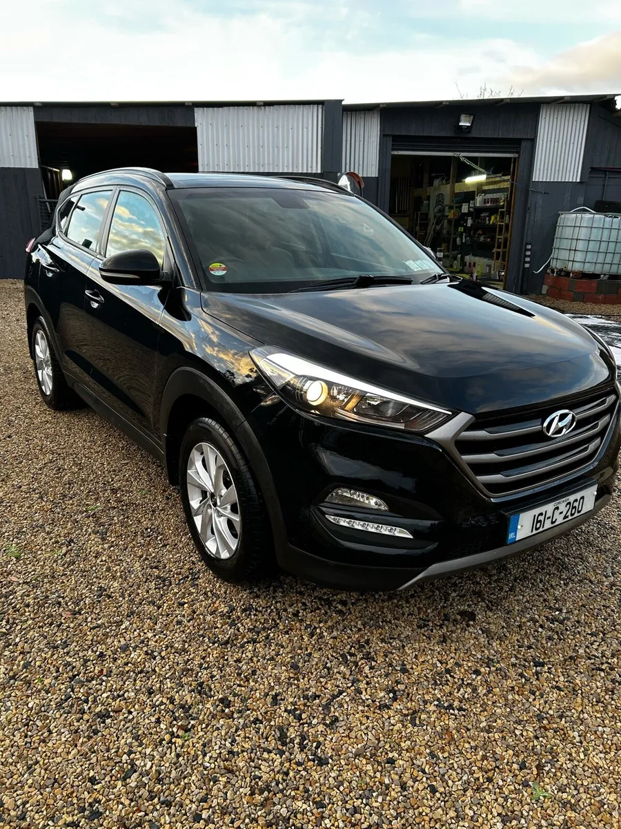 Hyundai Tuson High Spec Premium Exclusive - Image 2