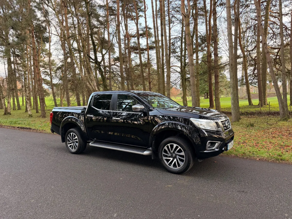 Nissan Navara 2016 Crew Cab Pick Up - Image 1