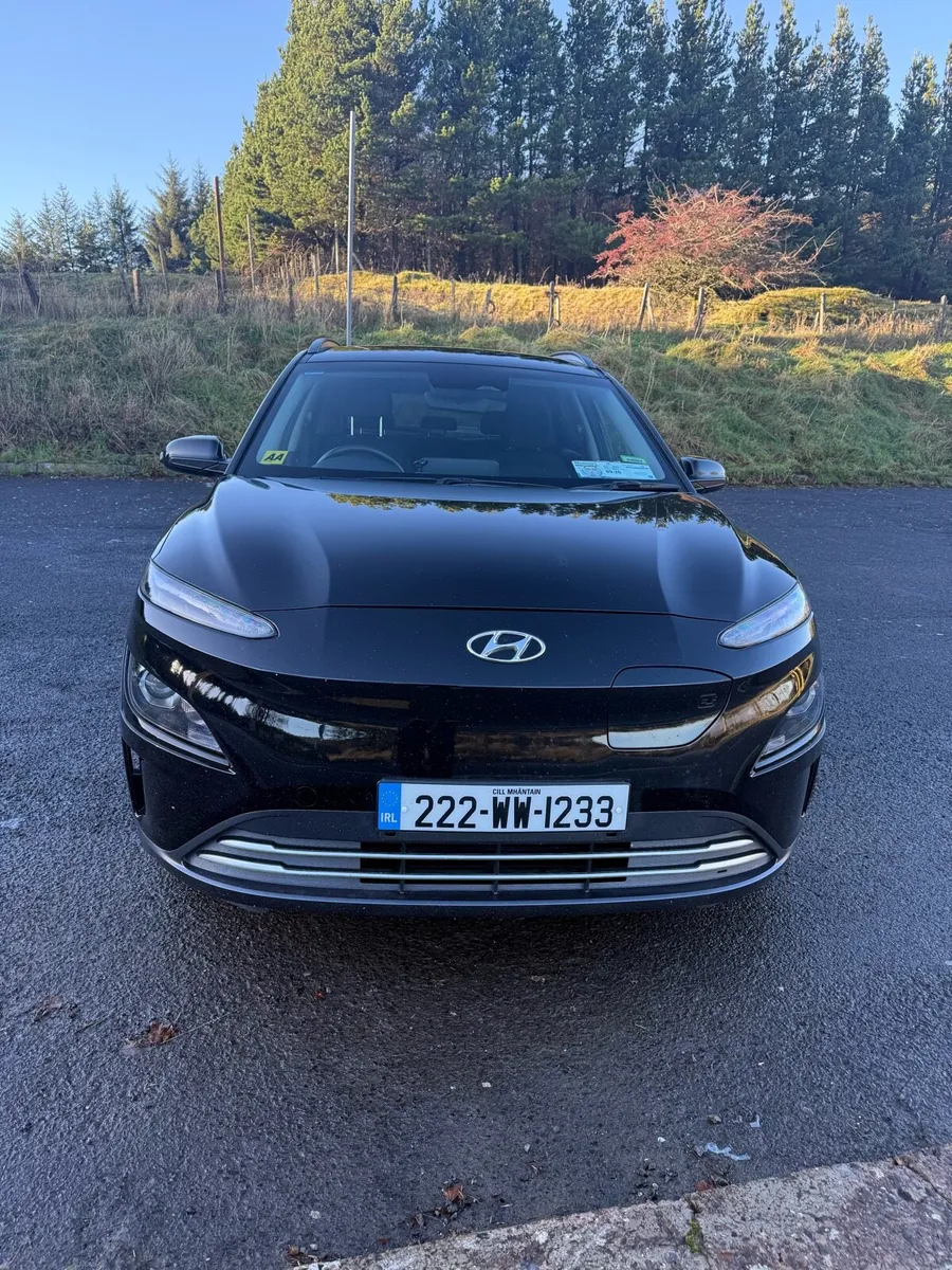2022 Hyundai Kona Electric - Image 3
