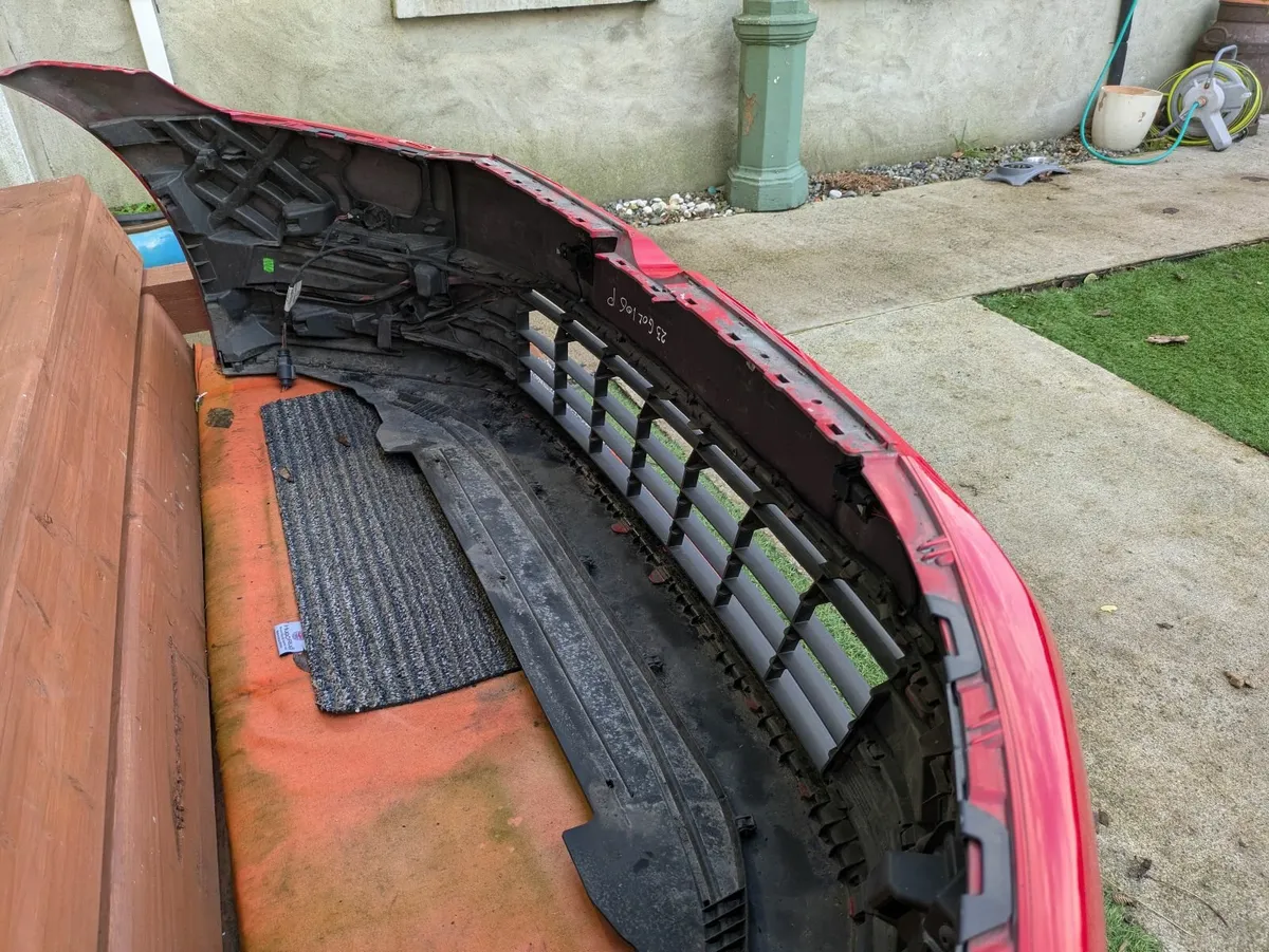 2017-2020 VW golf 7.5 front bumper - Image 4