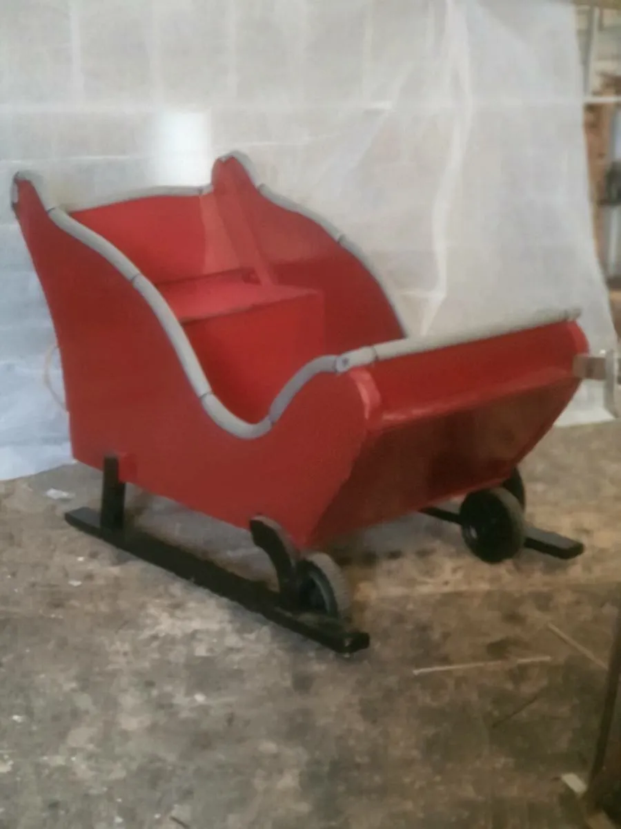 Santa's sleigh - Image 2