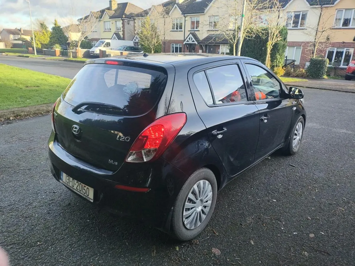 Hyundai i20 2013 Diesel - Image 2