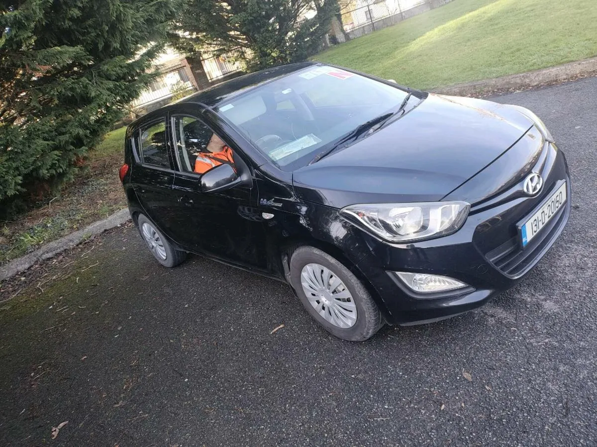 Hyundai i20 2013 Diesel - Image 4