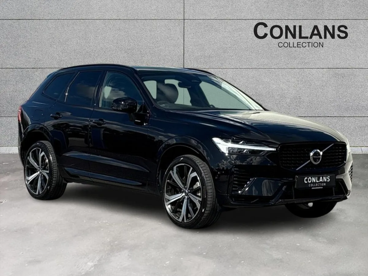 Volvo XC60 T8 AWD PHEV Ultra Dark - Image 1