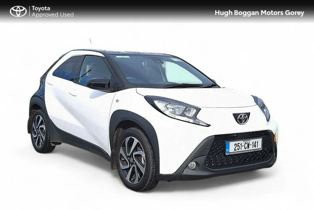 Toyota Aygo X DESIGN WHITE - Image 1