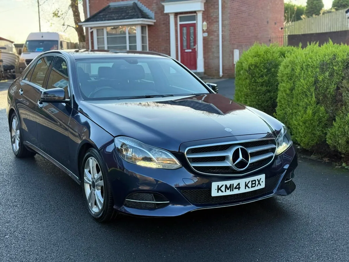 ***MERCEDES-BENZ E220 CDI 2.2 Diesel  SPORT - Image 2