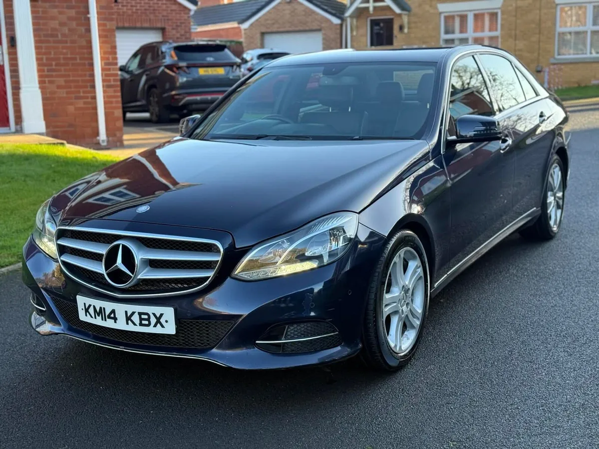 ***MERCEDES-BENZ E220 CDI 2.2 Diesel  SPORT - Image 3