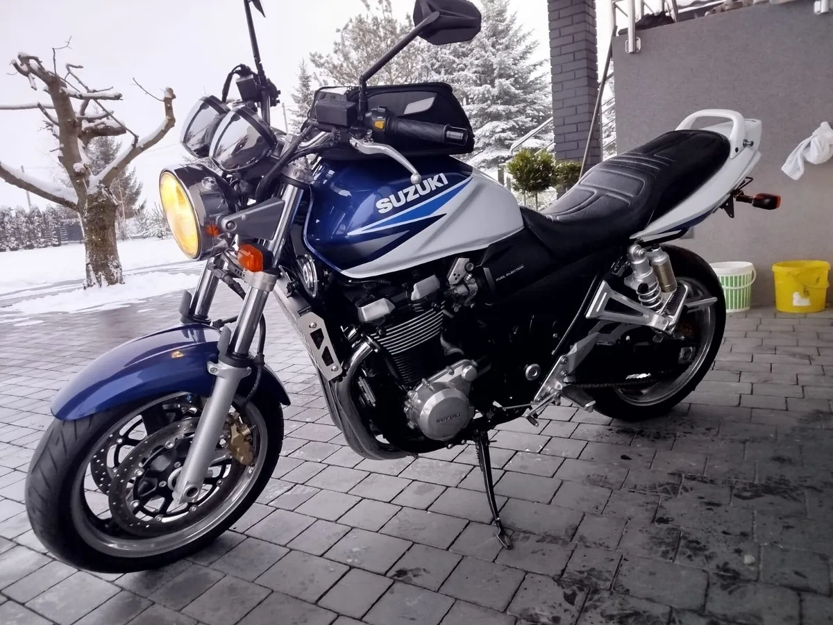 Suzuki gsx1400 - Icon virago 535 mint - Image 1