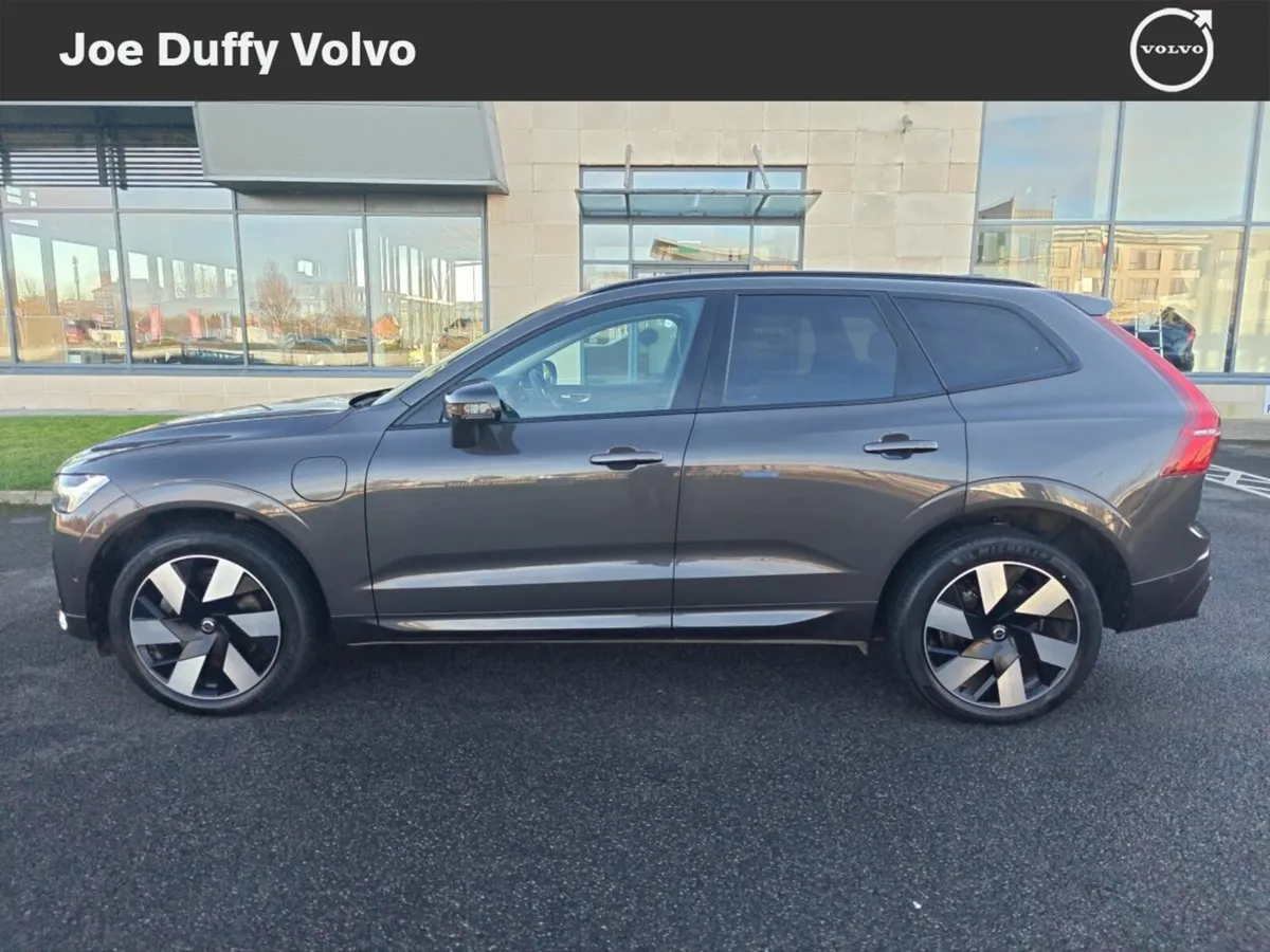 Volvo XC60 Xc60 Ultimte T8 Recharge Awd A  Ultra - Image 3