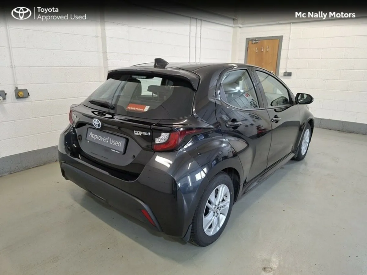 Toyota Yaris HYBRID LUNA AIR CON - Image 3