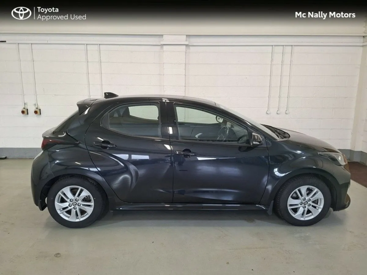 Toyota Yaris HYBRID LUNA AIR CON - Image 4