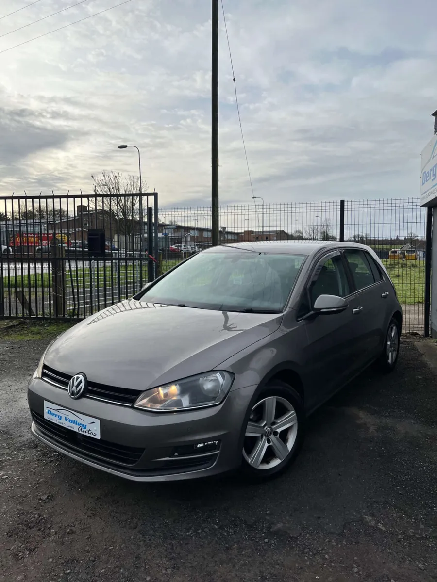 Volkswagen Golf 2015 - Image 2