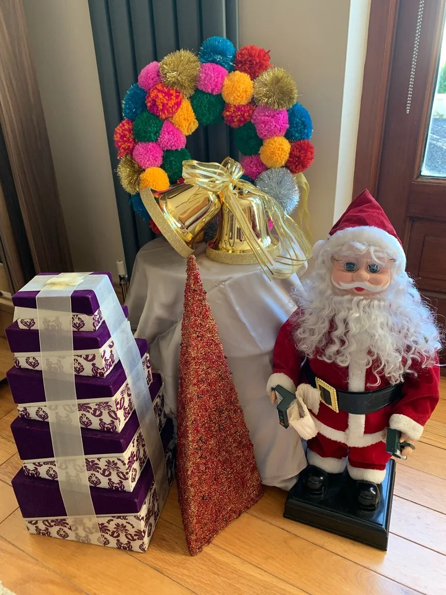 5 Christmas Decorations - Image 3