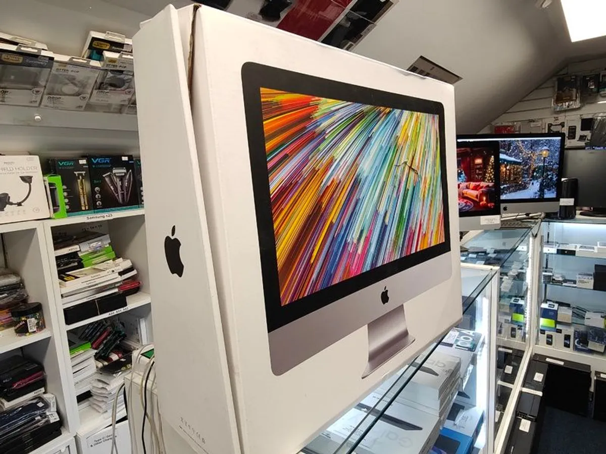Apple iMac - 21.5 Inch - 2.3 GHZ - i5 - 1TB Hard  - 8GB RAM- Mid 2017 with Magic Keybord & Magic Mouse 2 - Image 1
