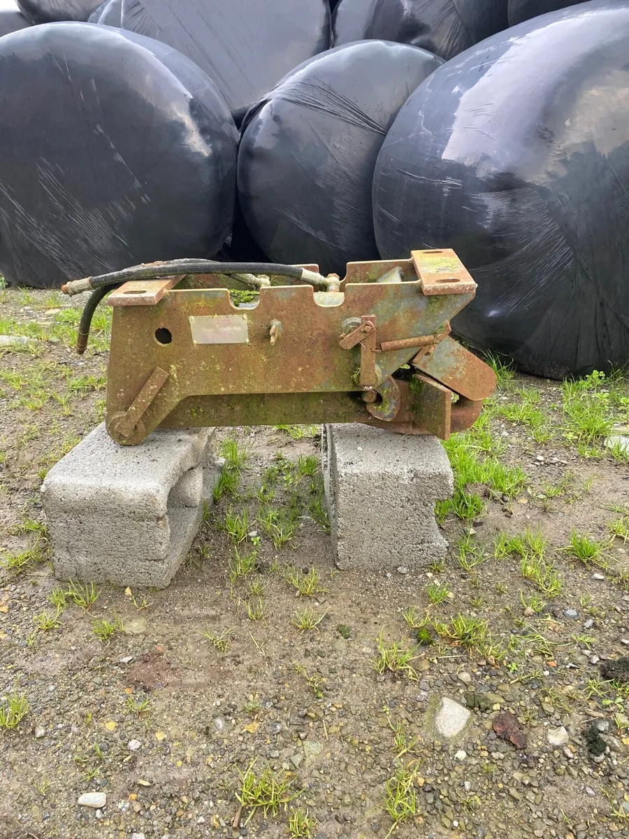 Farm equipment - Image 1