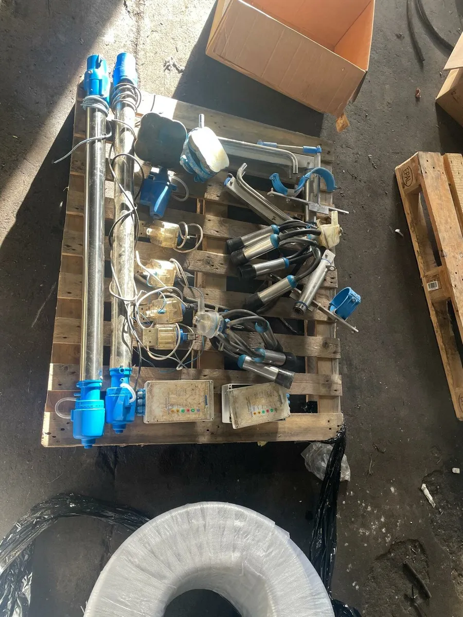 Dairymaster parts (2nd hand)