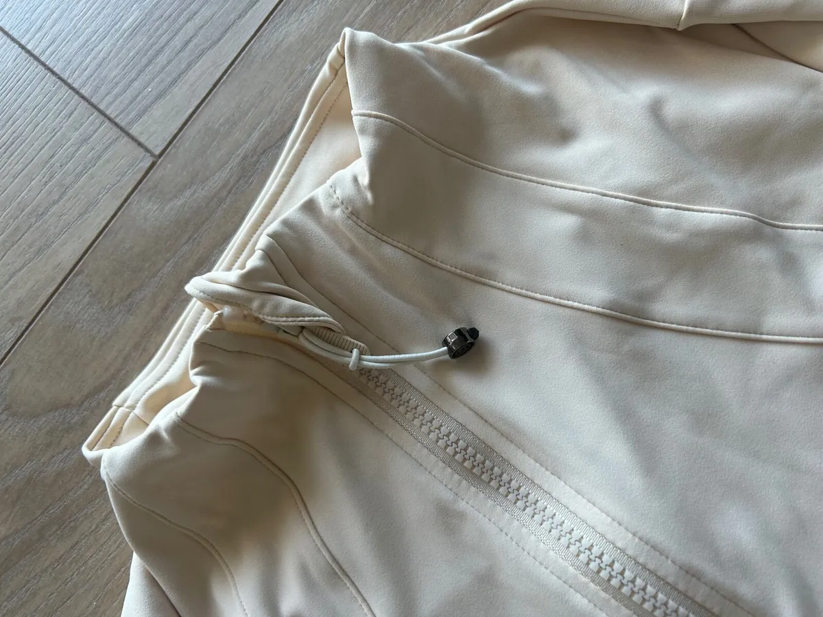 Lululemon jacket - Image 2