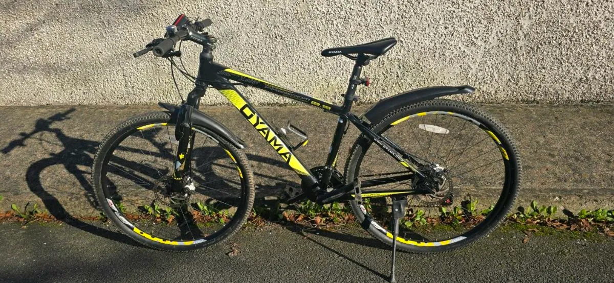 Oyama freedom 17 inch frame bike - Image 1