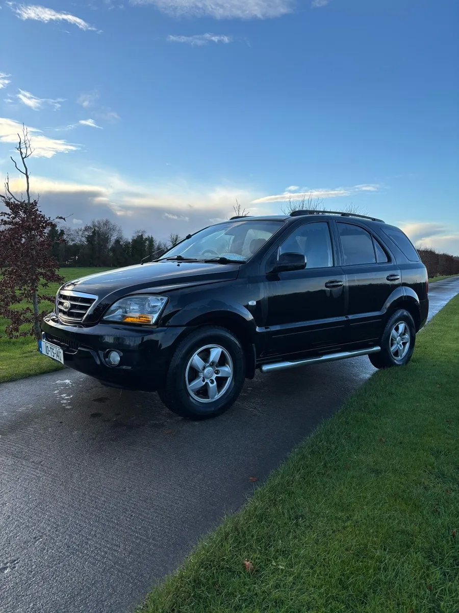Kia Sorento 2010 - Image 3