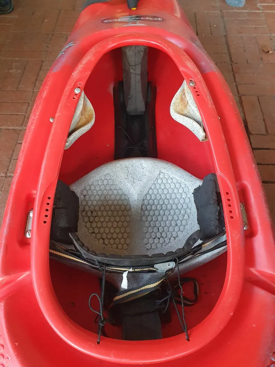 Kayak - Inazone 232 playboat - Image 3