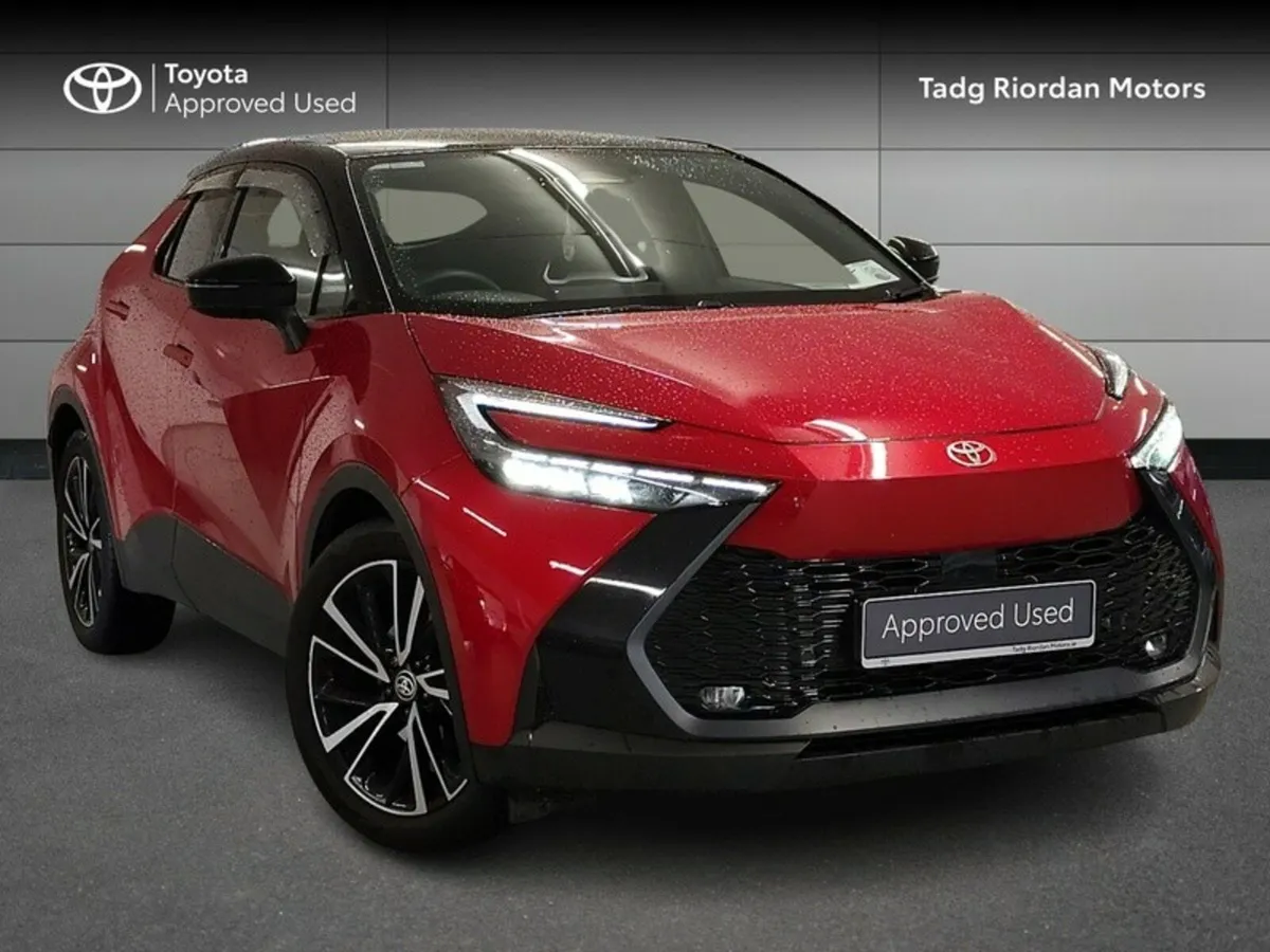 Toyota C-HR HYBRID SOL - Image 1