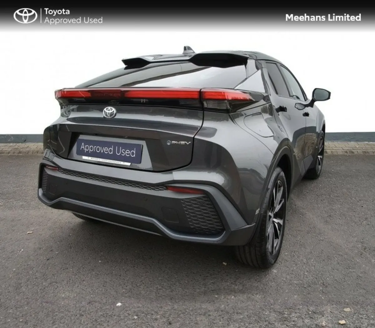 Toyota C-HR C-HR PHEV SPORT - Image 2