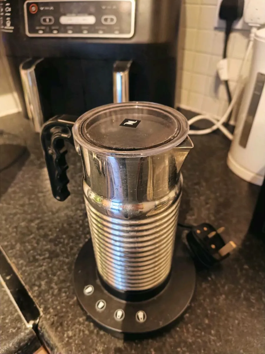 Milk frother - Image 1