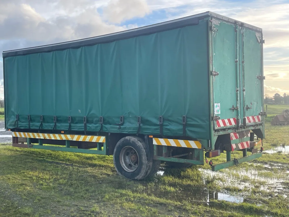 Curtainsider Trailor - Image 3