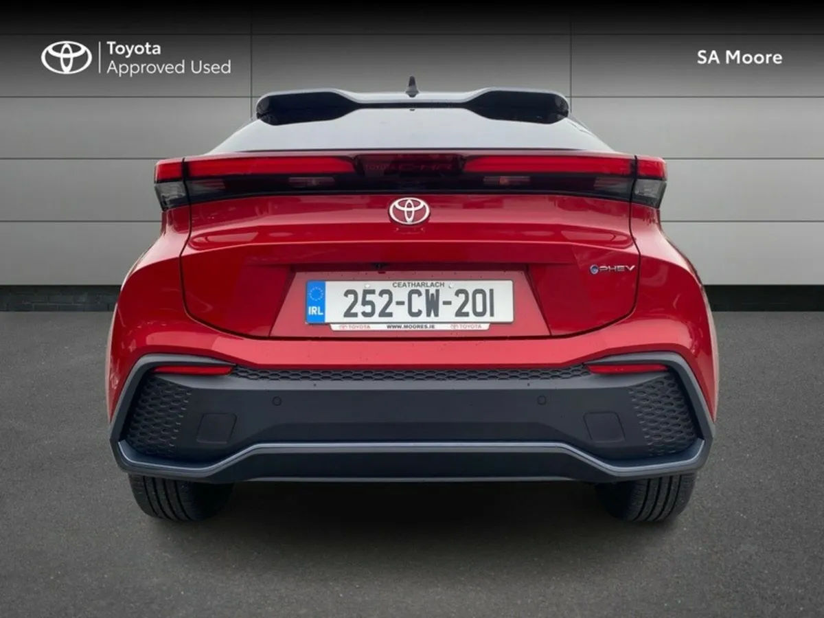 Toyota C-HR C-HR PHEV SPORT+ - Image 4