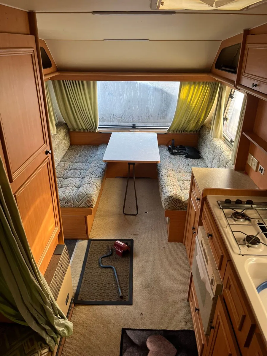 Caravan 5 berth - Image 3