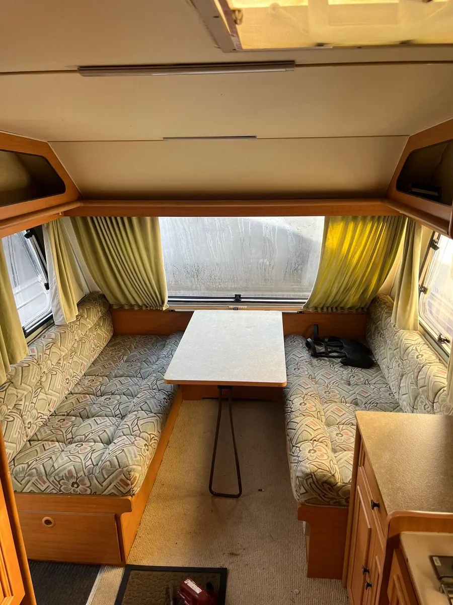 Caravan 5 berth - Image 4